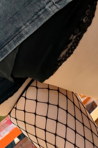 1.75米COS高个黑丝渔网袜靓女的美臀腿
